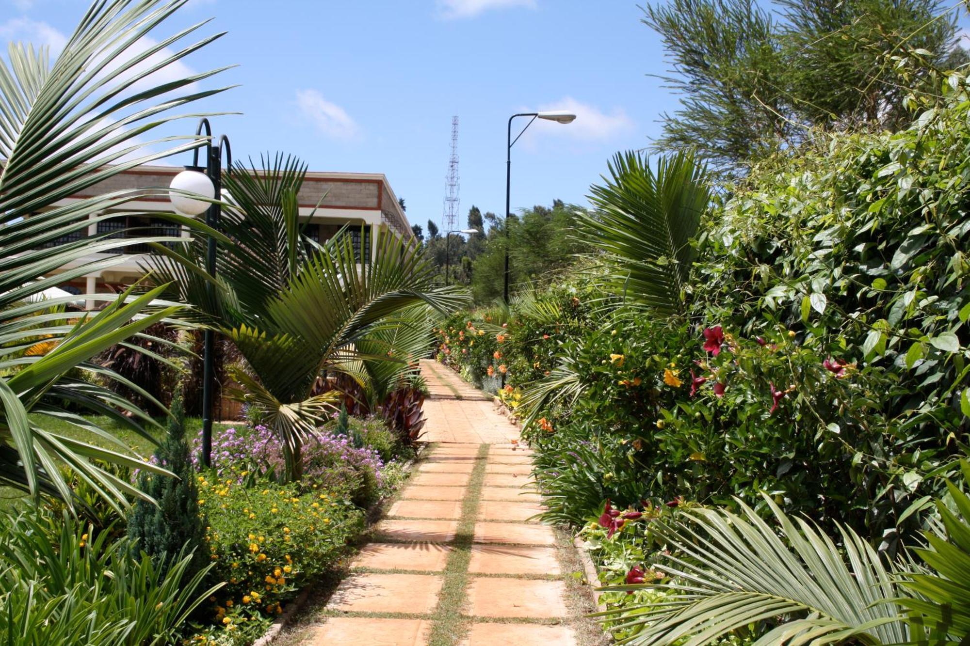 Gatimene Gardens Hotel Meru Extérieur photo